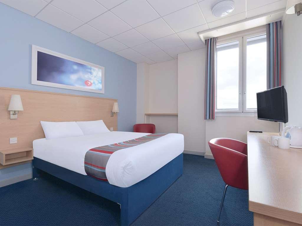 Travelodge Stansted Great Dunmow Zimmer foto